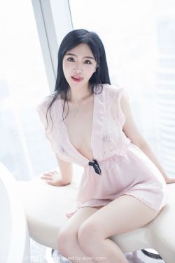 妈妈女儿齐上阵的共做月饼话亲情